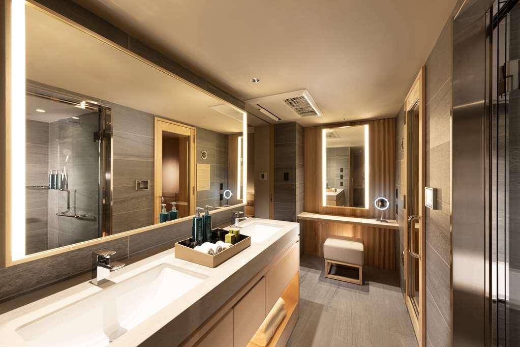 Doubletree By Hilton Kyoto Higashiyama Hotel Ruang foto