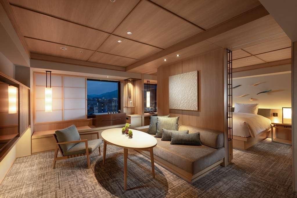 Doubletree By Hilton Kyoto Higashiyama Hotel Ruang foto